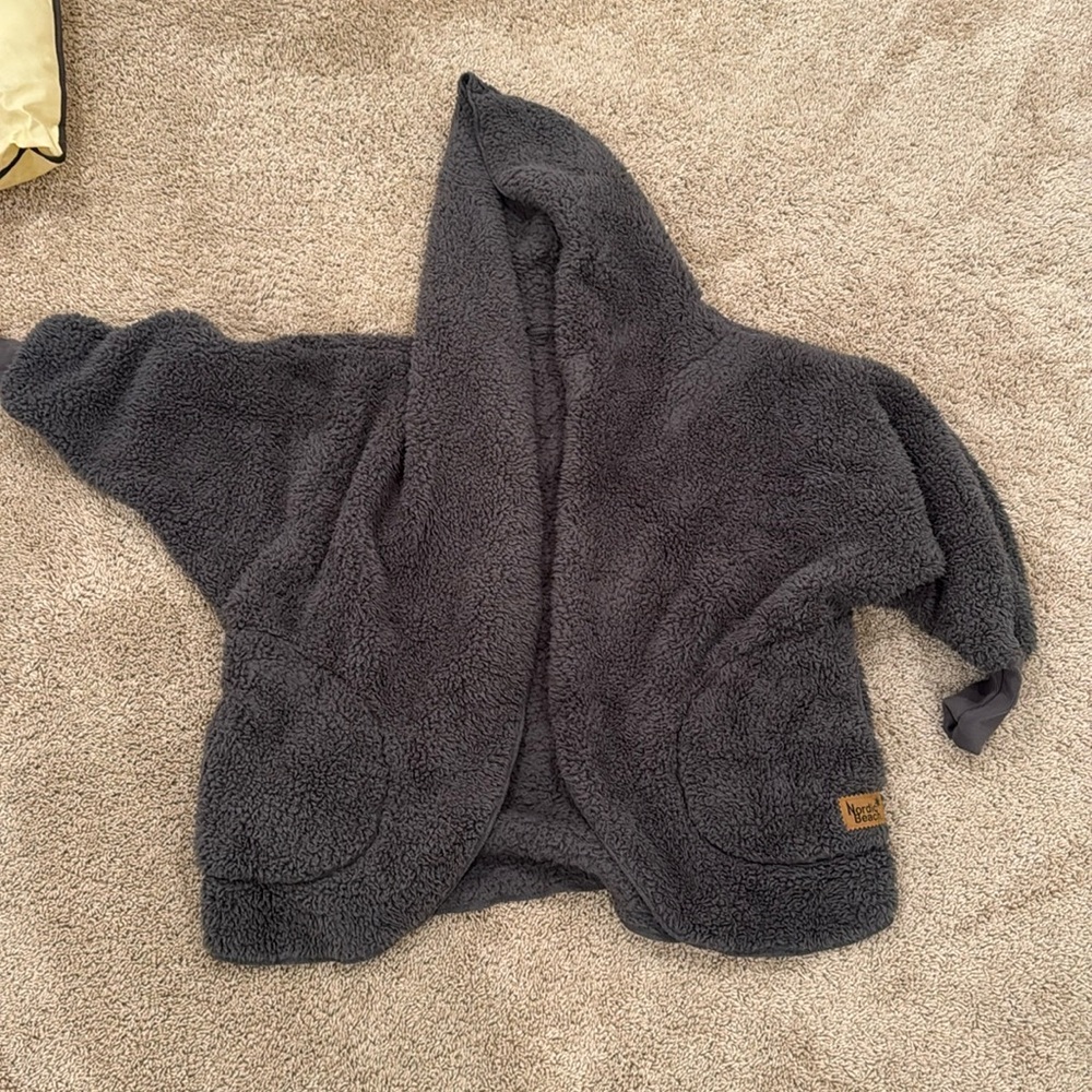 Nordic beach body wrap sweater